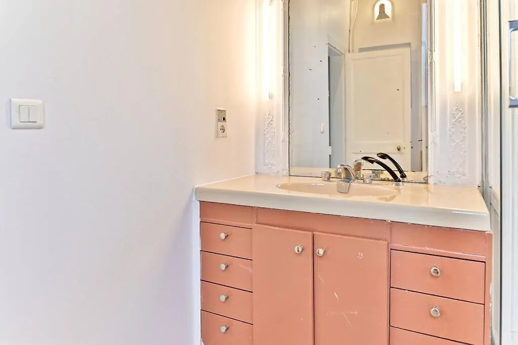 Chic Appartement Dans Le Prestigieux 7Eme Arrondissement Paris Apartment